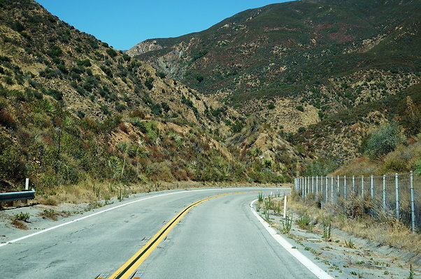 Lake.Hughes.Rd.153