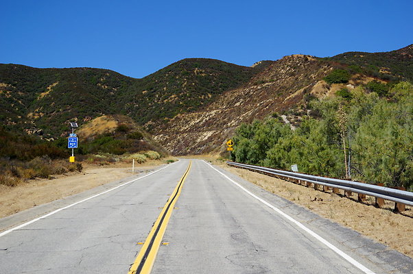Lake.Hughes.Rd.121