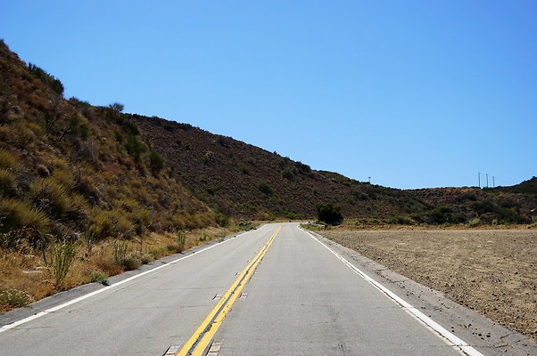 Lake.Hughes.Rd.227