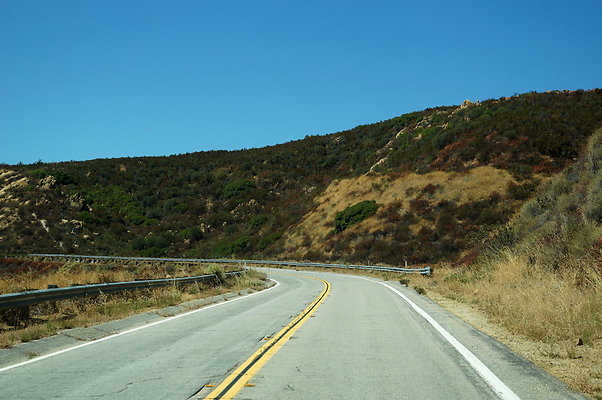 Lake.Hughes.Rd.131