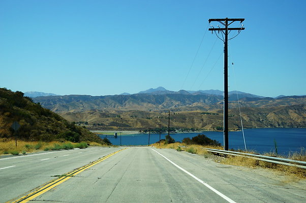 Lake.Hughes.Rd.313