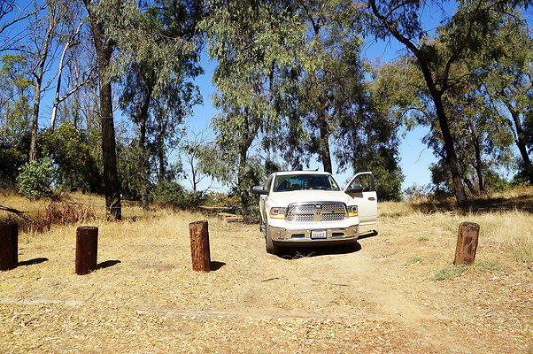 Griffith Park Trail Heads.Parking