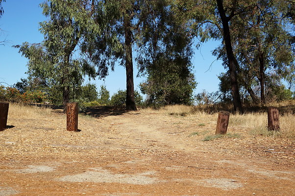 Trail.Head.Three.Mt.Hwd.GP.06