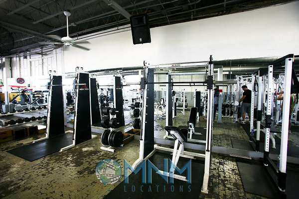 Free Weights Area 0054 1