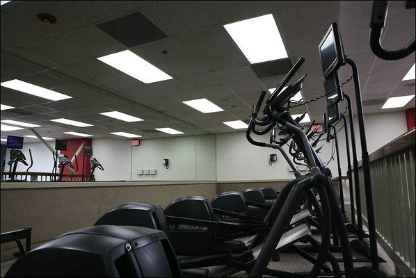 HartStreet 91335 20110426 0212