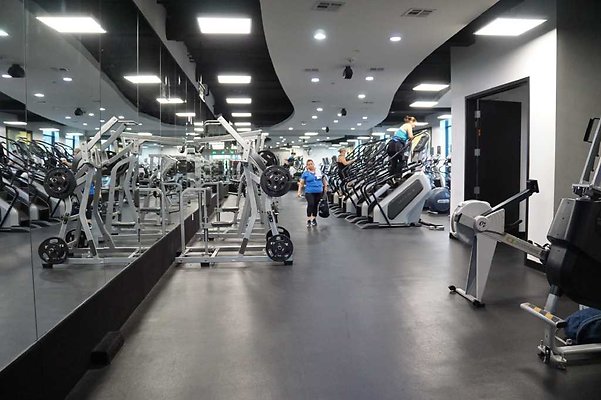 Sylmar Cardio 08