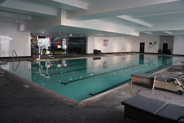 Sylmar Pool 07