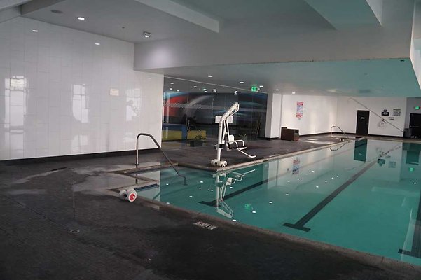 Sylmar Pool 04