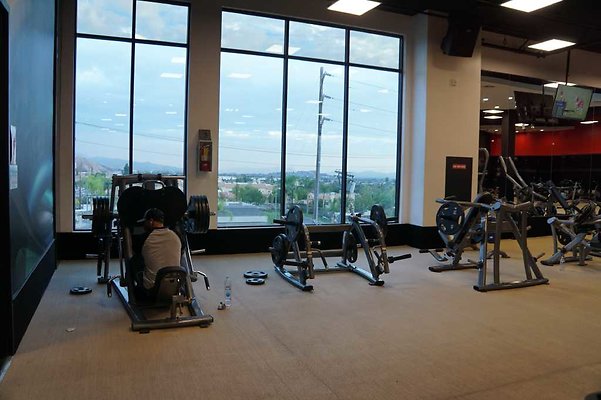Sylmar Gym 03
