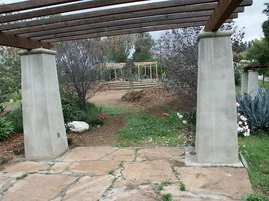 El.Sereno.Comm.Gardens.05