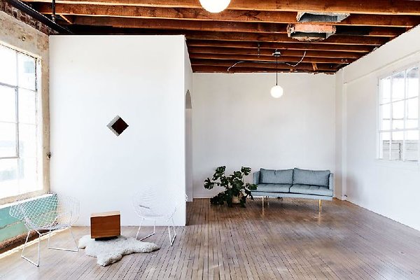 12042 loft40