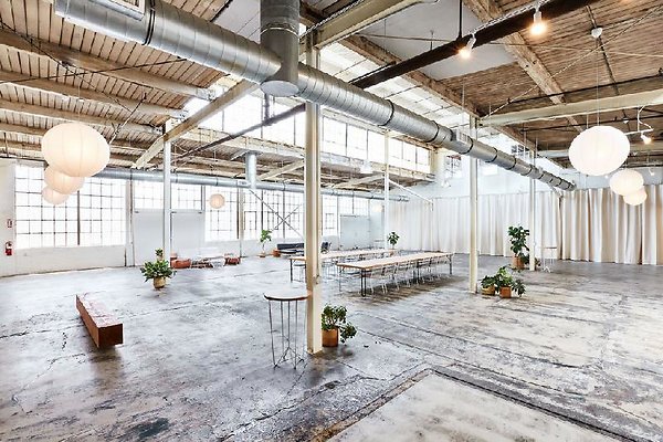 12042 loft22