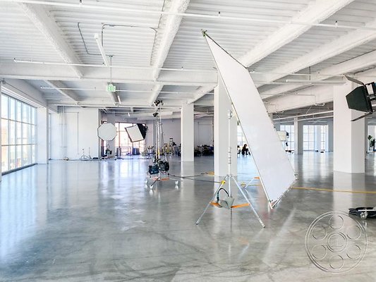 wall-street image 6 wall-street image 6