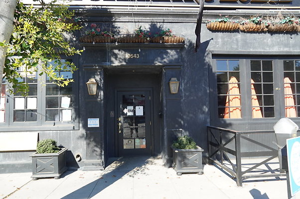 Stalking.Horse.Pub.WLA.05