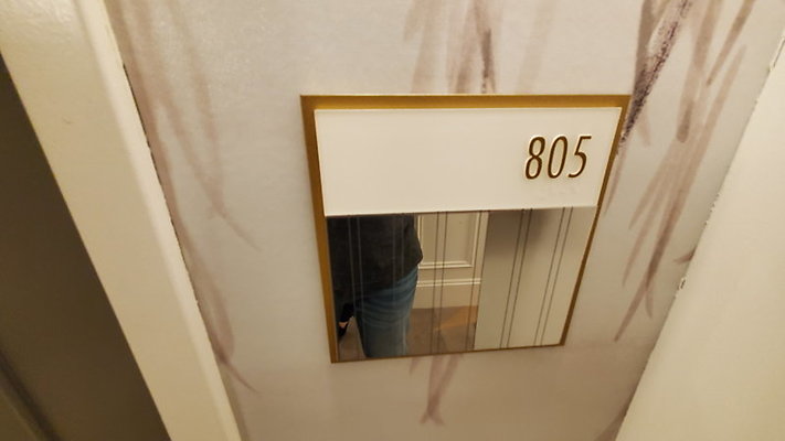 Beverly Hilton.Room 805