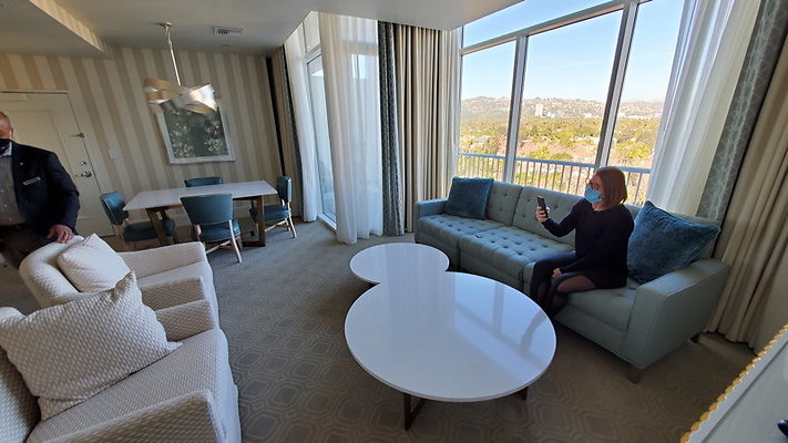 BH.Hilton.Penthouse.09