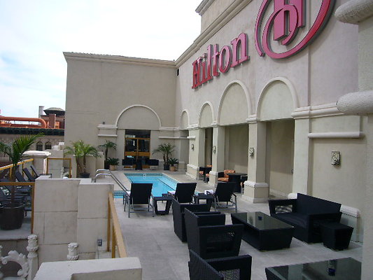 Checkers.Rooftop.Pool.11