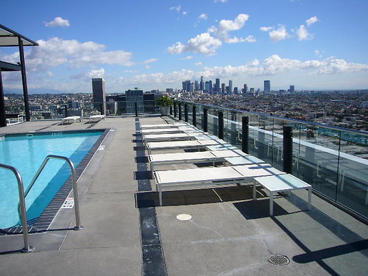 Mercury.Rooftop.Pool.Ktown.07