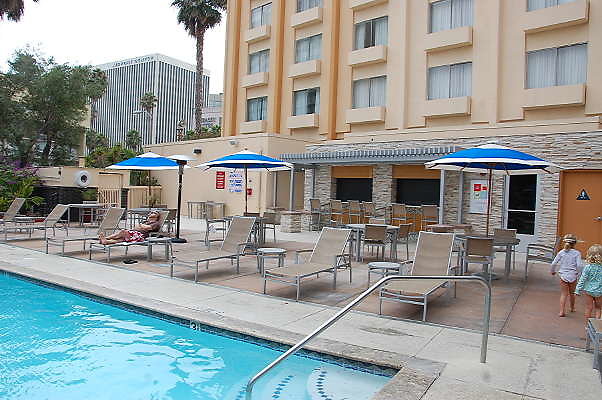 Sheridan.Pool.LAX.05