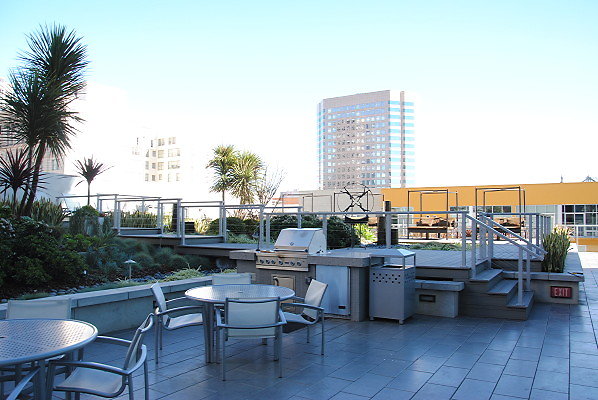 Watermark.Pool.DTLA.82