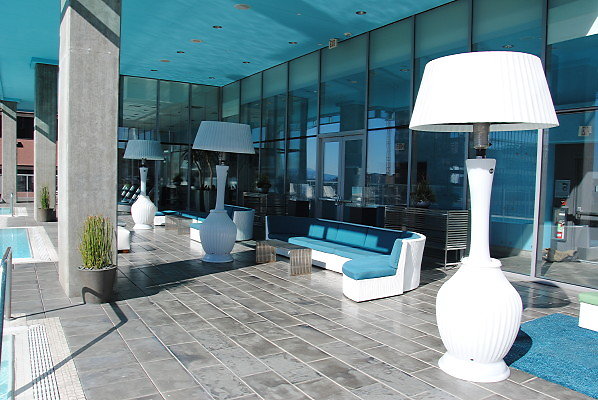 Watermark.Pool.DTLA.21
