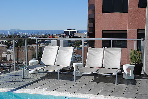 Watermark.Pool.DTLA.10