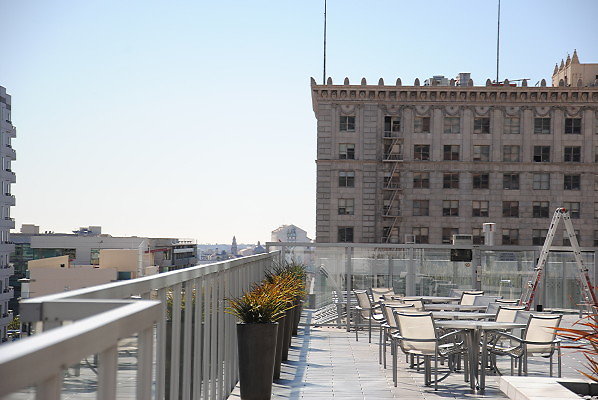Watermark.Pool.DTLA.72
