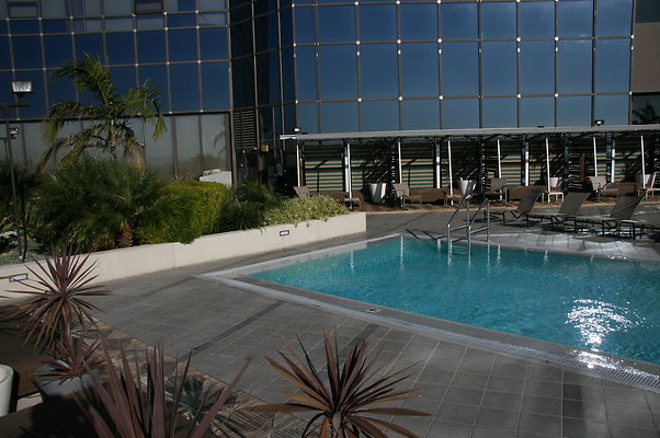 1100.Wil.Pool.33rd.FLR.07