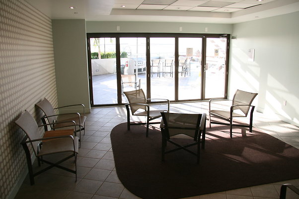 1100.Wil.Pool.33rd.FLR.30