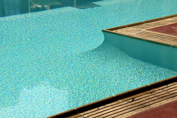 Standard.Rooftop.Pool.11