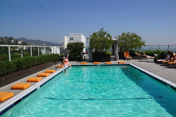 Andaz.Rooftop.Pool.Weho.44