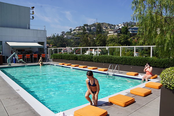 Andaz.Rooftop.Pool.Weho.09