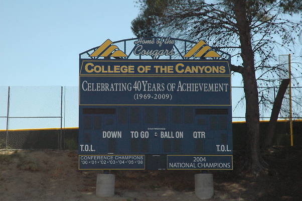COllege.O.Canyons.Football.70