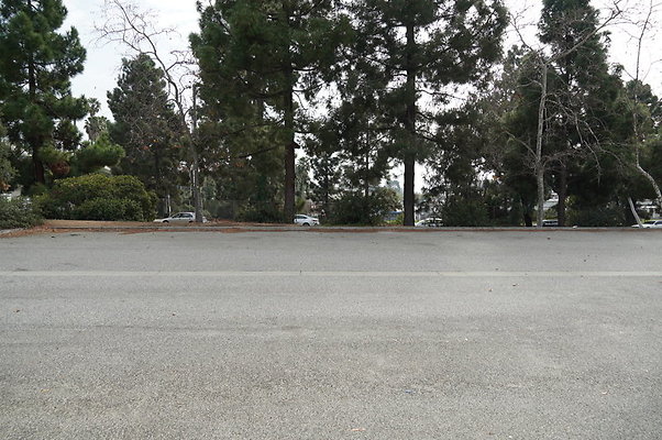 Temescal.GateWay.Front.Grass.37