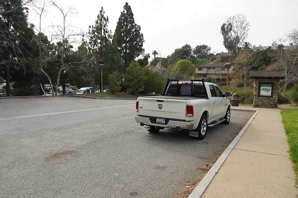 Temescal.GateWay.Front.Grass.38