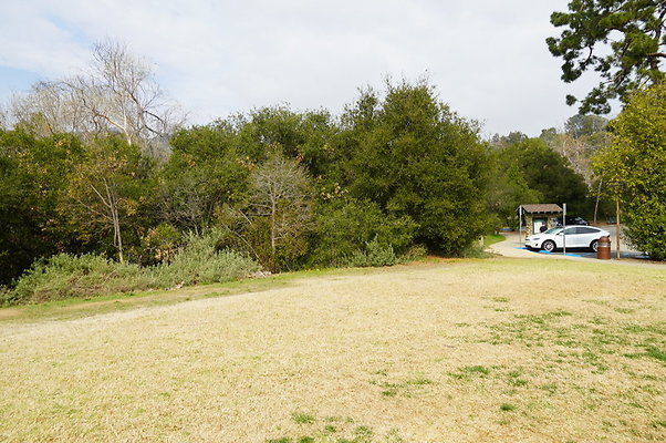 Temescal.GateWay.Front.Grass.21