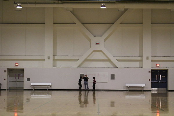 CSUN.BBALL.Act.Court.013