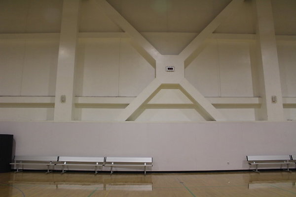 CSUN.BBALL.Act.Court.011