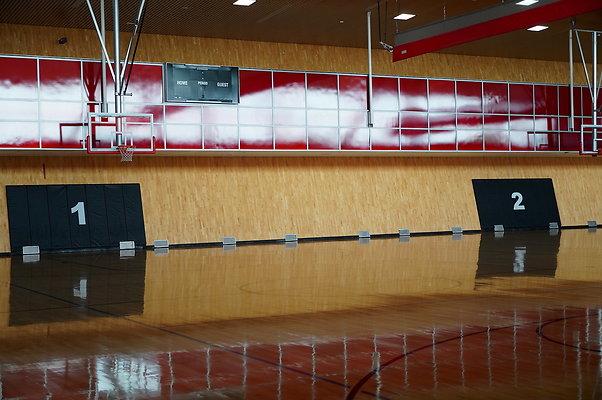 CSUN.SRC.Court.046