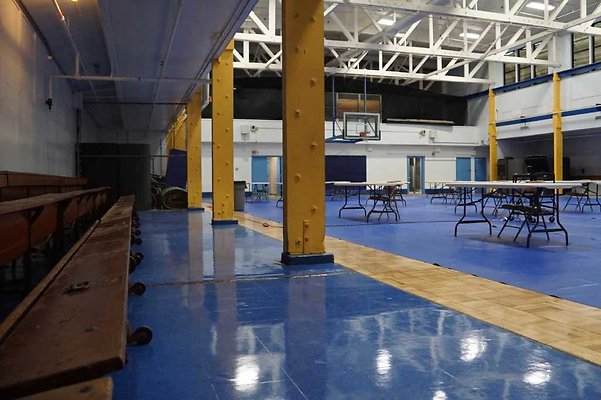 BHS-OldGym 30