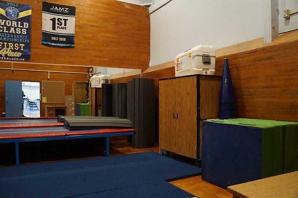 BHS-OldGym 44