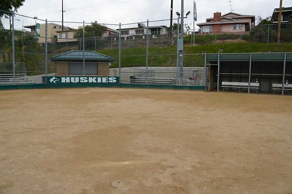 ELAC Softball 32