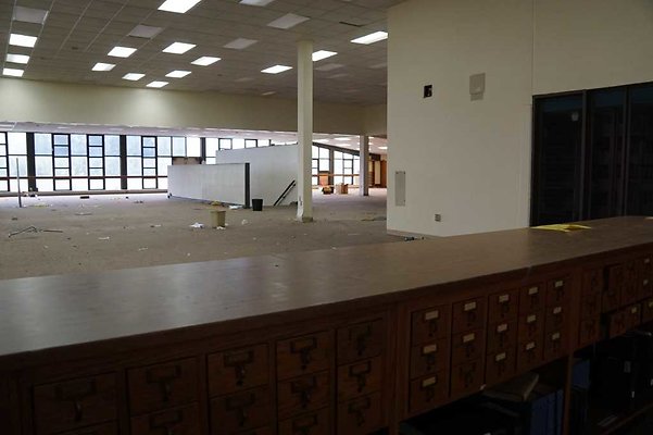 Pierce Library 88