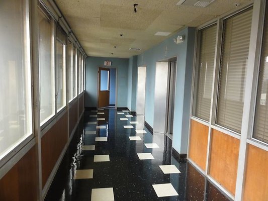 LA.Center.Elevator.Set.009
