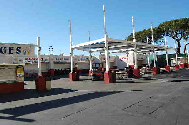 Coliseum.GRND.Concessions.024