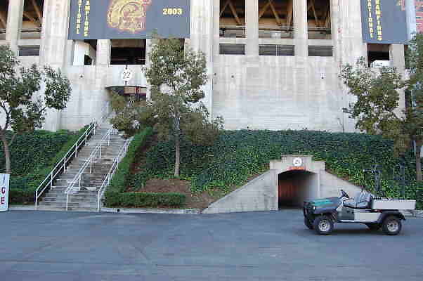 Coliseum.GRND.Concessions.033