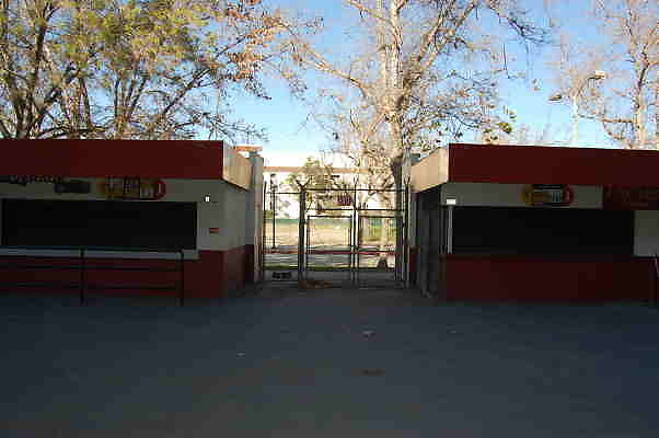 Coliseum.GRND.Concessions.027
