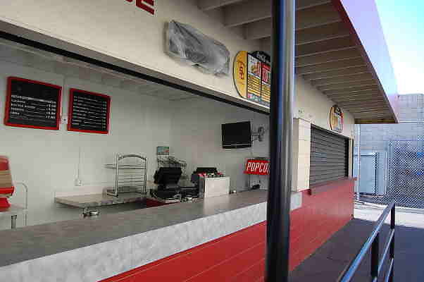 Coliseum.GRND.Concessions.015