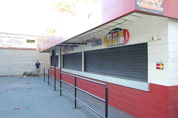Coliseum.GRND.Concessions.029