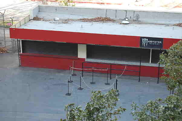 Coliseum.GRND.Concessions.041